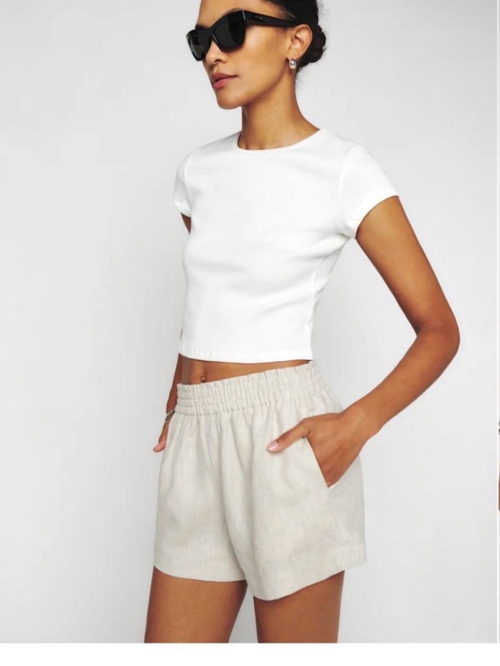 Reformation Mila Linen Shorts - Natural Size Small